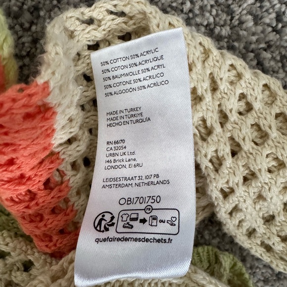 Urban Outfitters Cropped Color Block Crochet Top - Picture 5 of 5